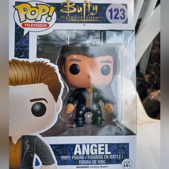 New In Box Angel From Buffy the Vampire Slayer Funco Pop With Protector Box - Picture 6 of 7